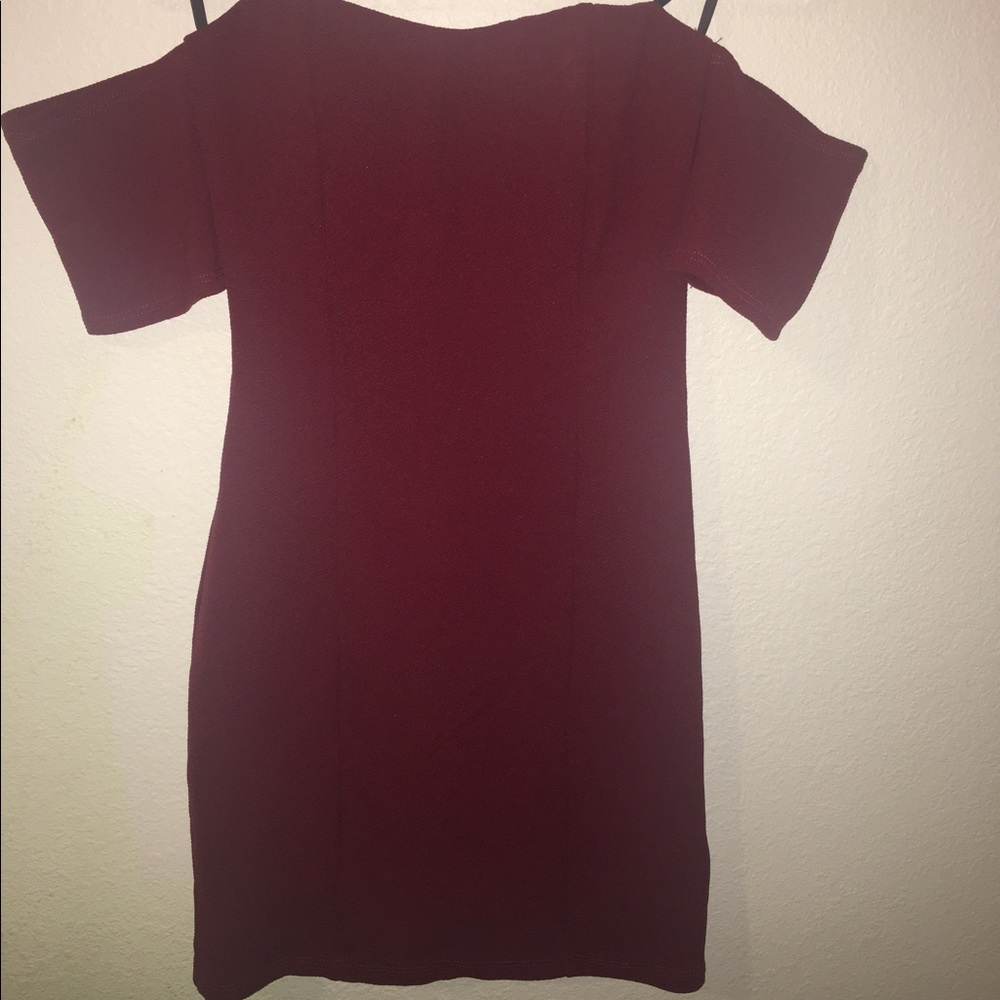 Tube-off shoulders mini body cone dress
