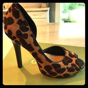 Gianni Bini Leopard Print Heels