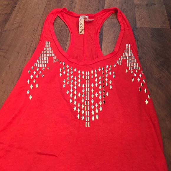 Studded tank top - Picture 2 of 3