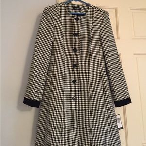 1st BEST OFFER WINS! New! Nine West coat.