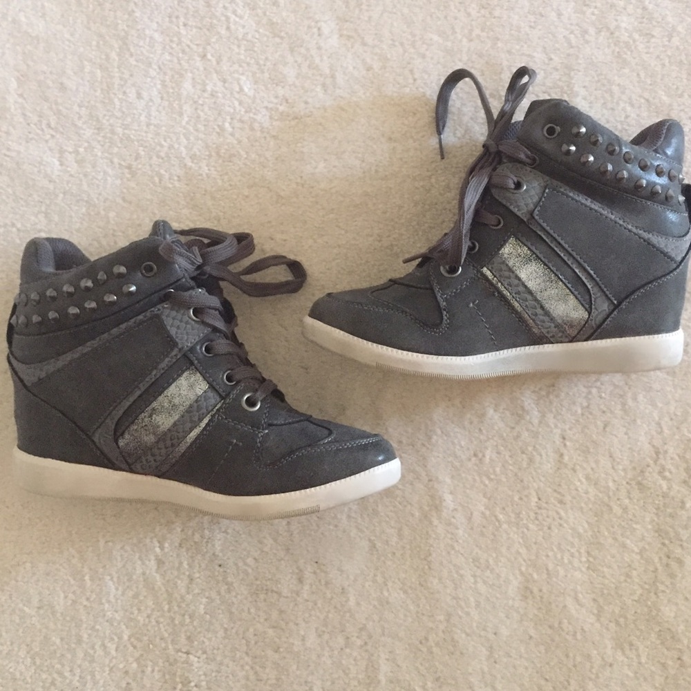 Wedge heel sneakers