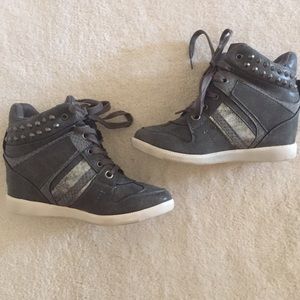 Wedge heel sneakers