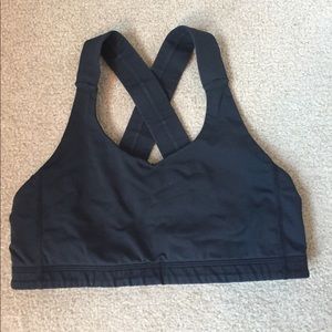Lululemon sports bra