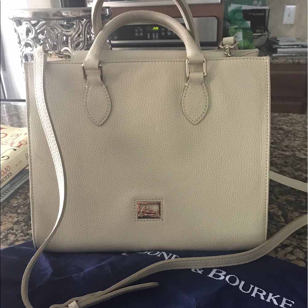 Authentic Dooney  Bourke beautiful