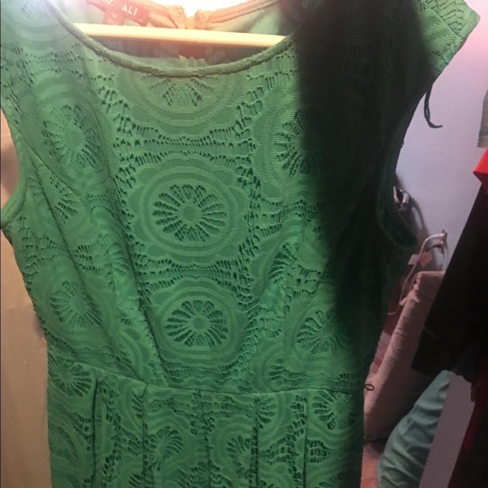 Dropped price 🎉🎉Seafoam Green Lace 👗