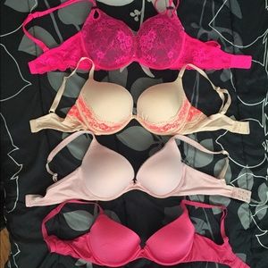 Victoria's Secret 34D push up bra lot