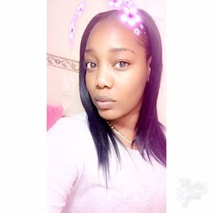 Meet your Posher, Amalia