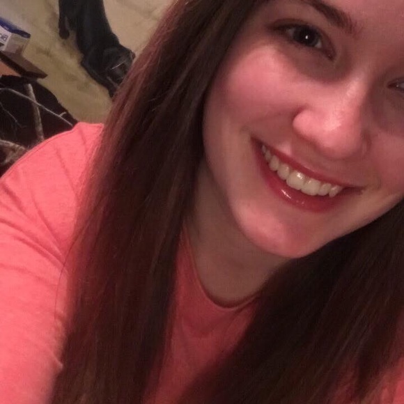 Meet your Posher, Samantha - Picture 1 of 1