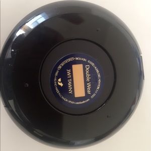 Estée Lauder doubled wear to go 3W1 Tawny