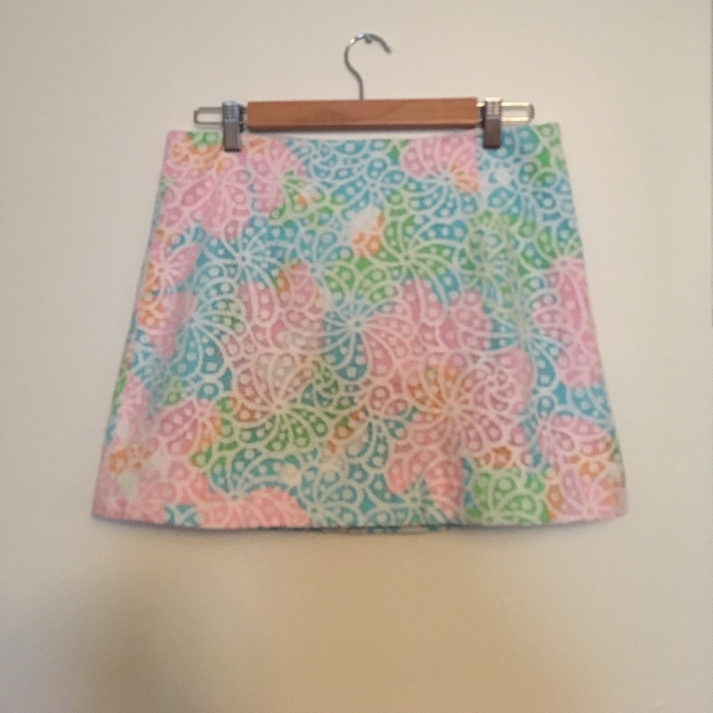 Fun Lilly Pulitzer lace skirt