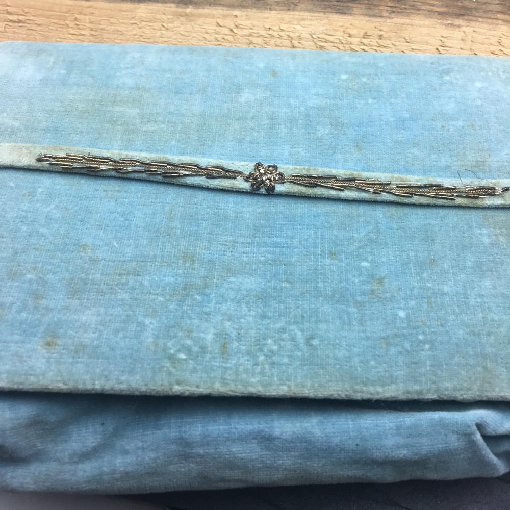 SOLD Vintage Zardozi Embroidered clutch - Picture 8 of 8