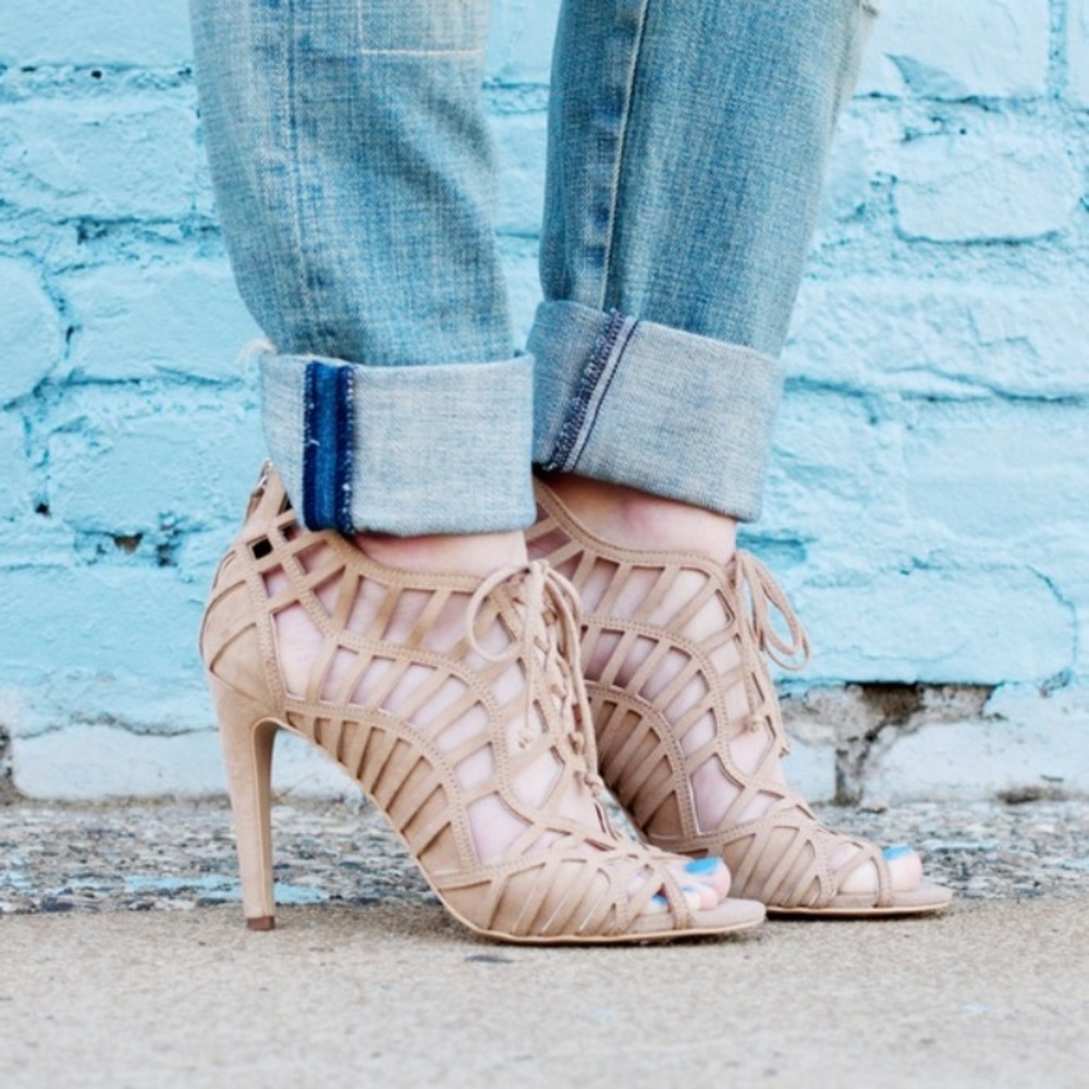 Dolce Vita nude caged sandal heel, size 9