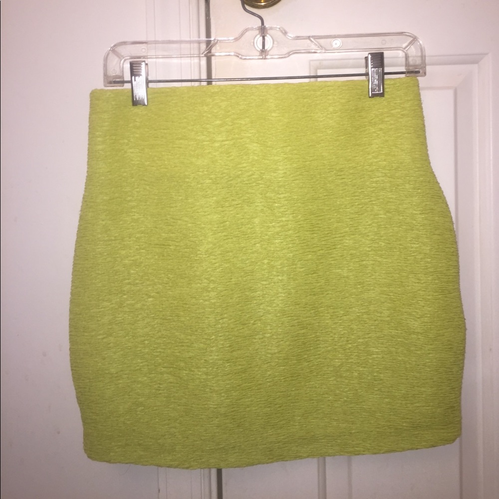 BCBG Bodycon Mini - Picture 3 of 4