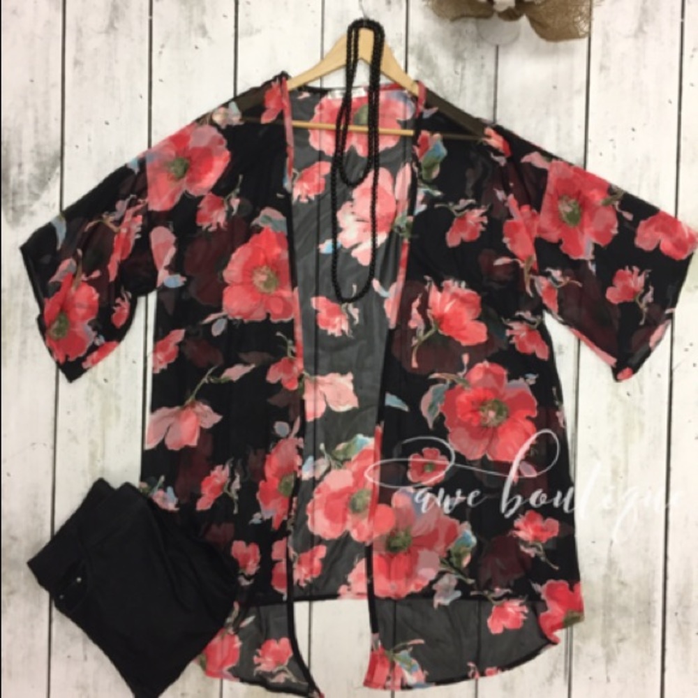 1X Floral Kimono