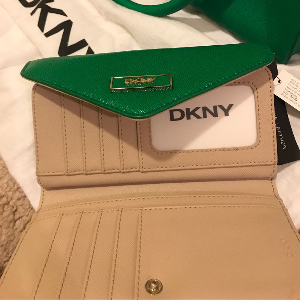 SOLD!! DKNY Wallet