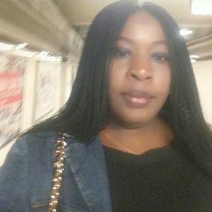 Meet your Posher, Olasumbo