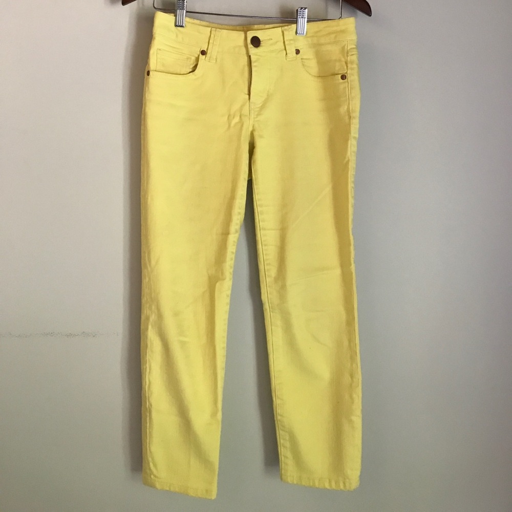 Cabi Yellow skinny crop jeans size 2