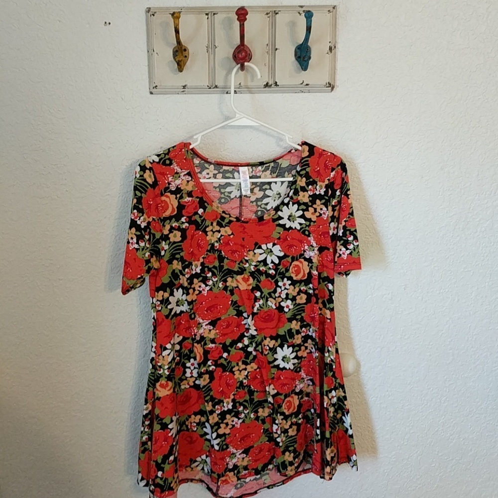 LulaRoe Top