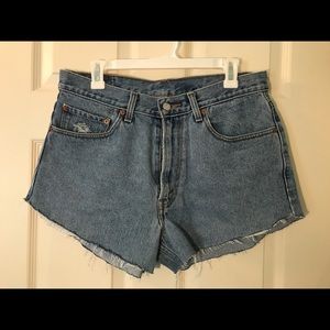 Upcycle Hugh Waisted LEVI Jean Shorts
