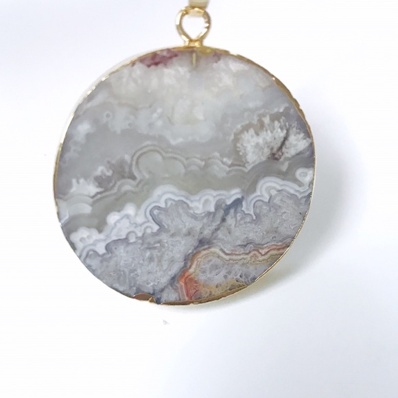 Grey Mexican Crazy Lace Agate Necklace, Gold - Picture 3 of 5