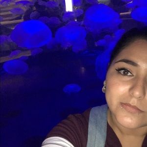 Meet your Posher, Cindy