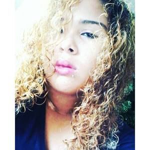 Meet your Posher, Nena