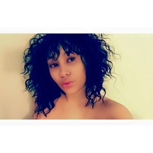 Meet your Posher, Khari