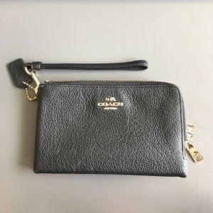 Coach Double Corner Zip Wristlet in Pebble Leather