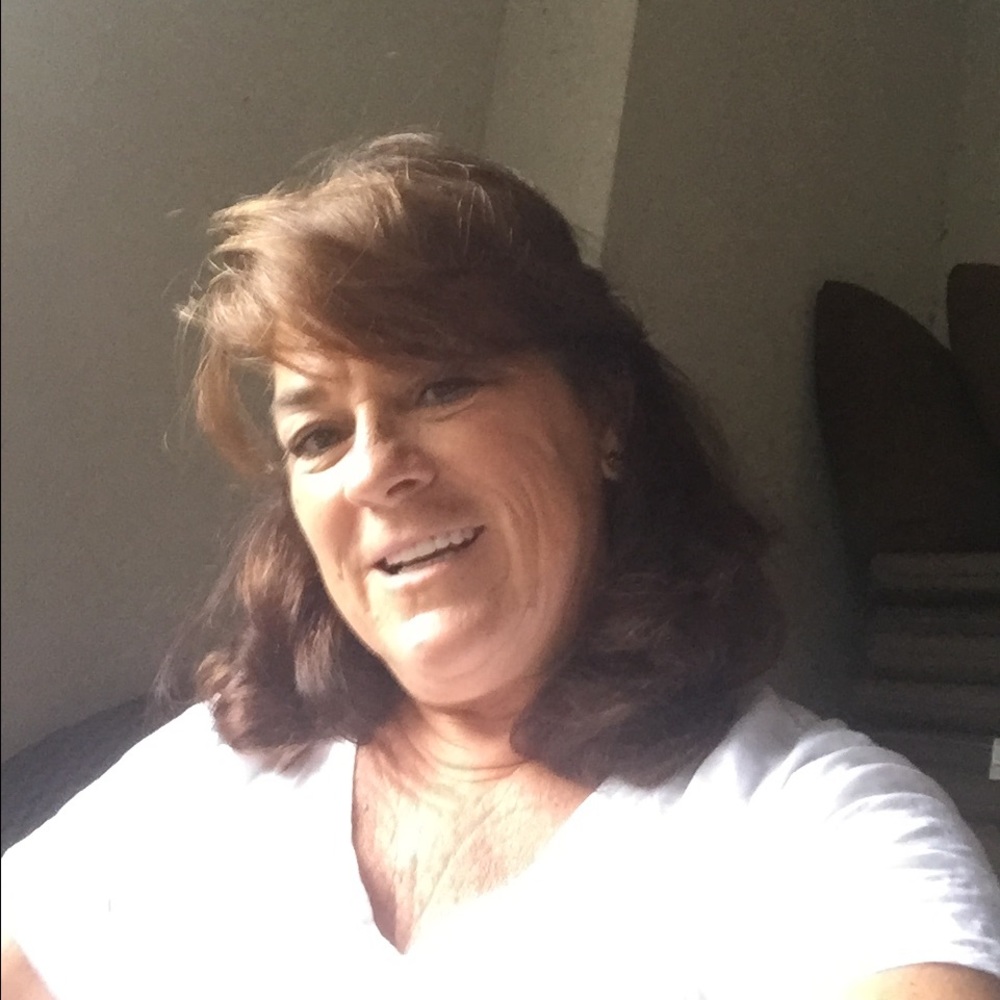 Meet your Posher, Suzanne