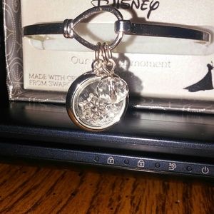 Disney bracelet brand new never used in the Box