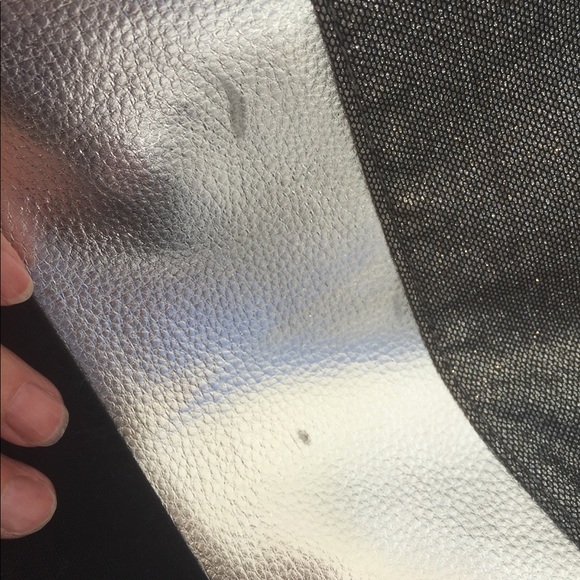 Victoria secret tote with cosmetic bag - Picture 7 of 7