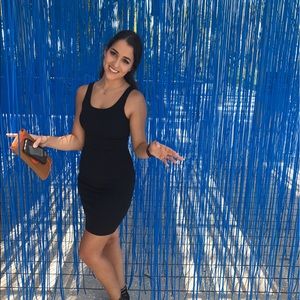 Meet your Posher, Revi