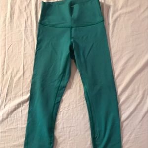 Forest Green Cropped Lululemon Leggings