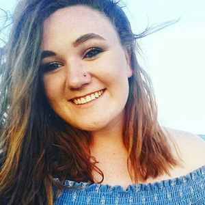 Meet your Posher, Leigh