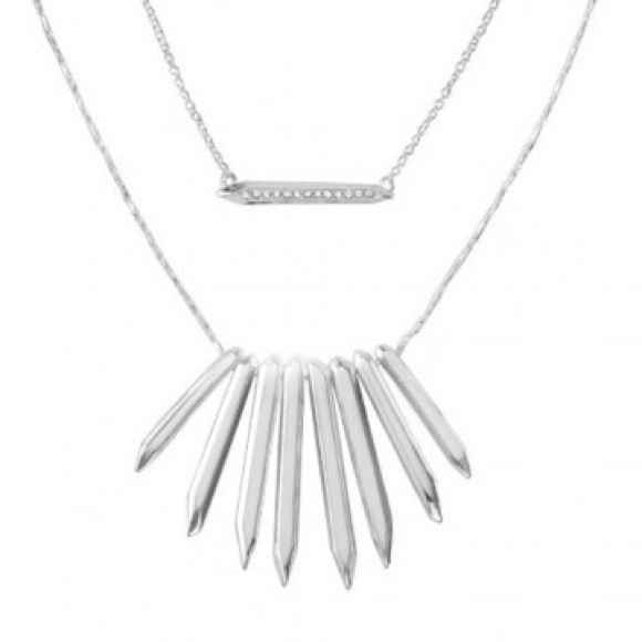 Stella & Dot Silver Rebel cluster necklace - Picture 4 of 5