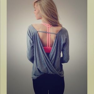 S Montiel Longsleece- heather gray