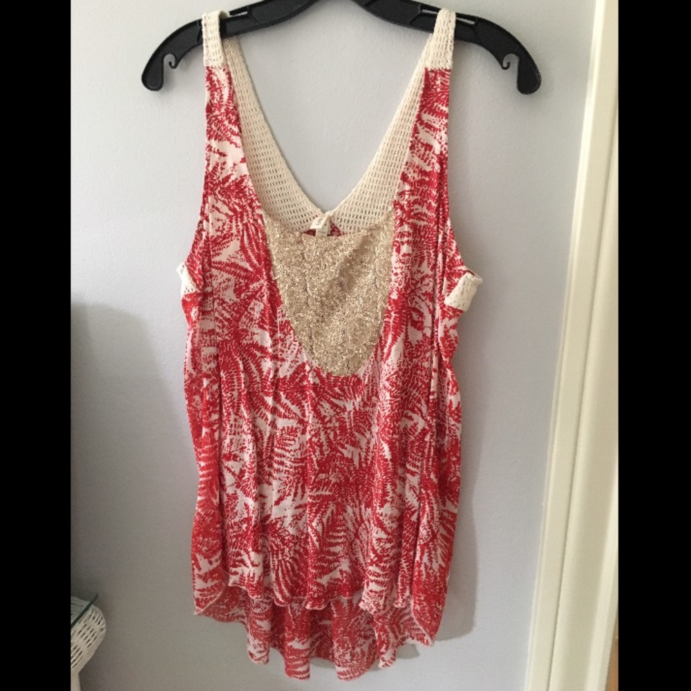 ANTHROPOLOGIE-- TINY top
