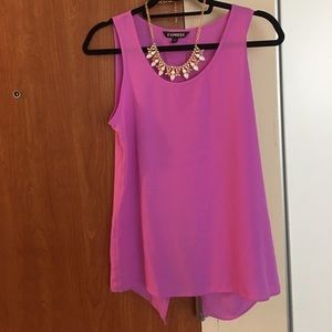 Express tank with cutout back