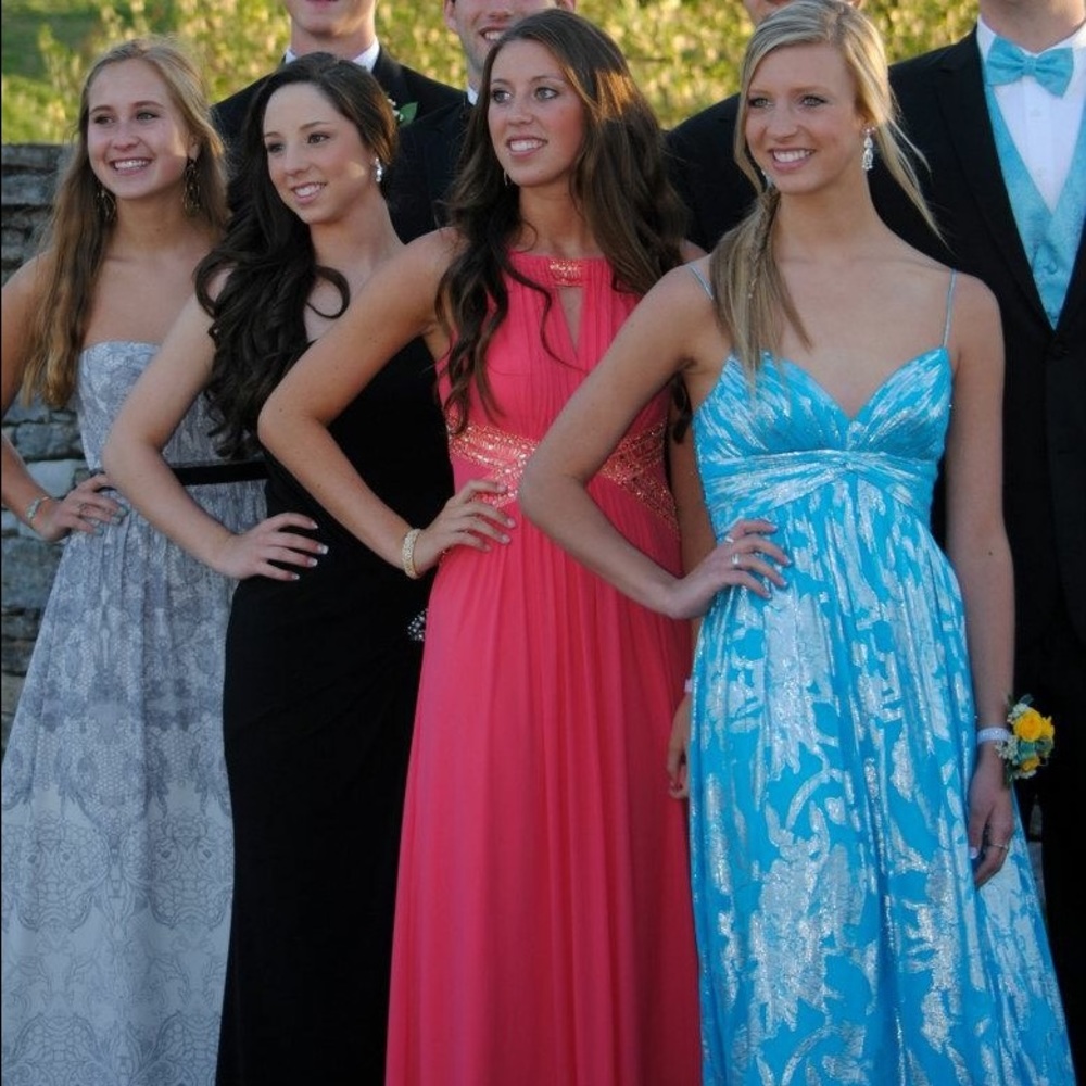 Pink cache gown size 2