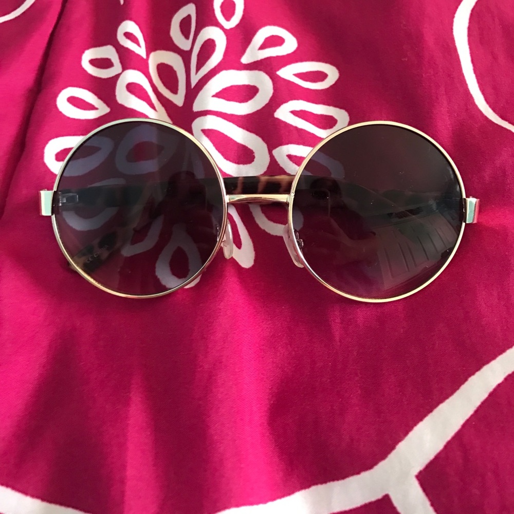 Round Sunglasses