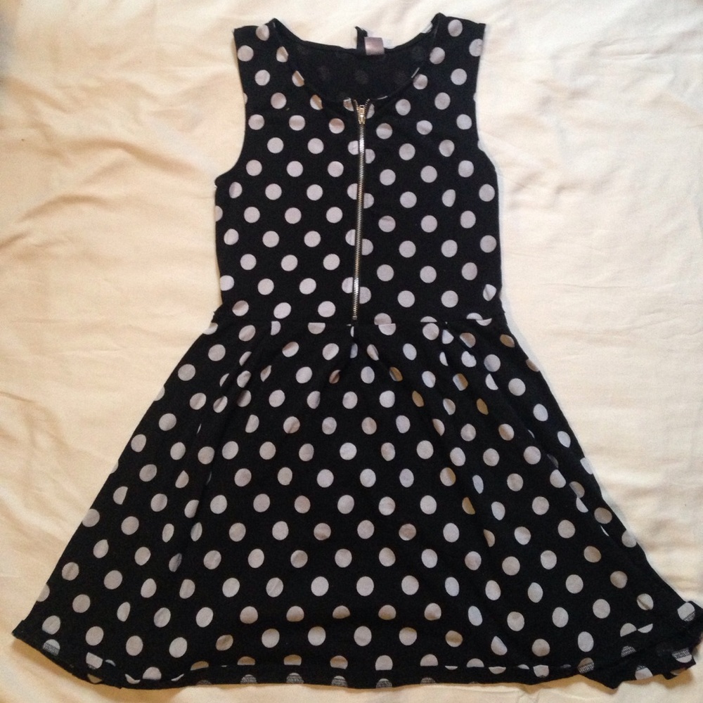 Adorable polka dot dress