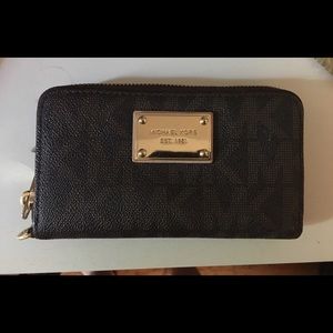 Michael Kors wallet