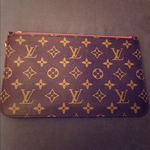 Louis Vuitton Clutch