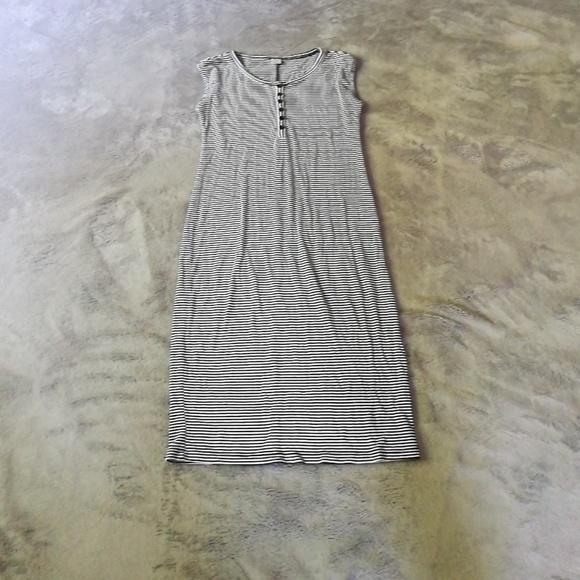 Midlength Old Navy Dress - Picture 1 of 3