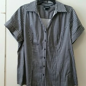 Lane Bryant Sz 18 button up blouse