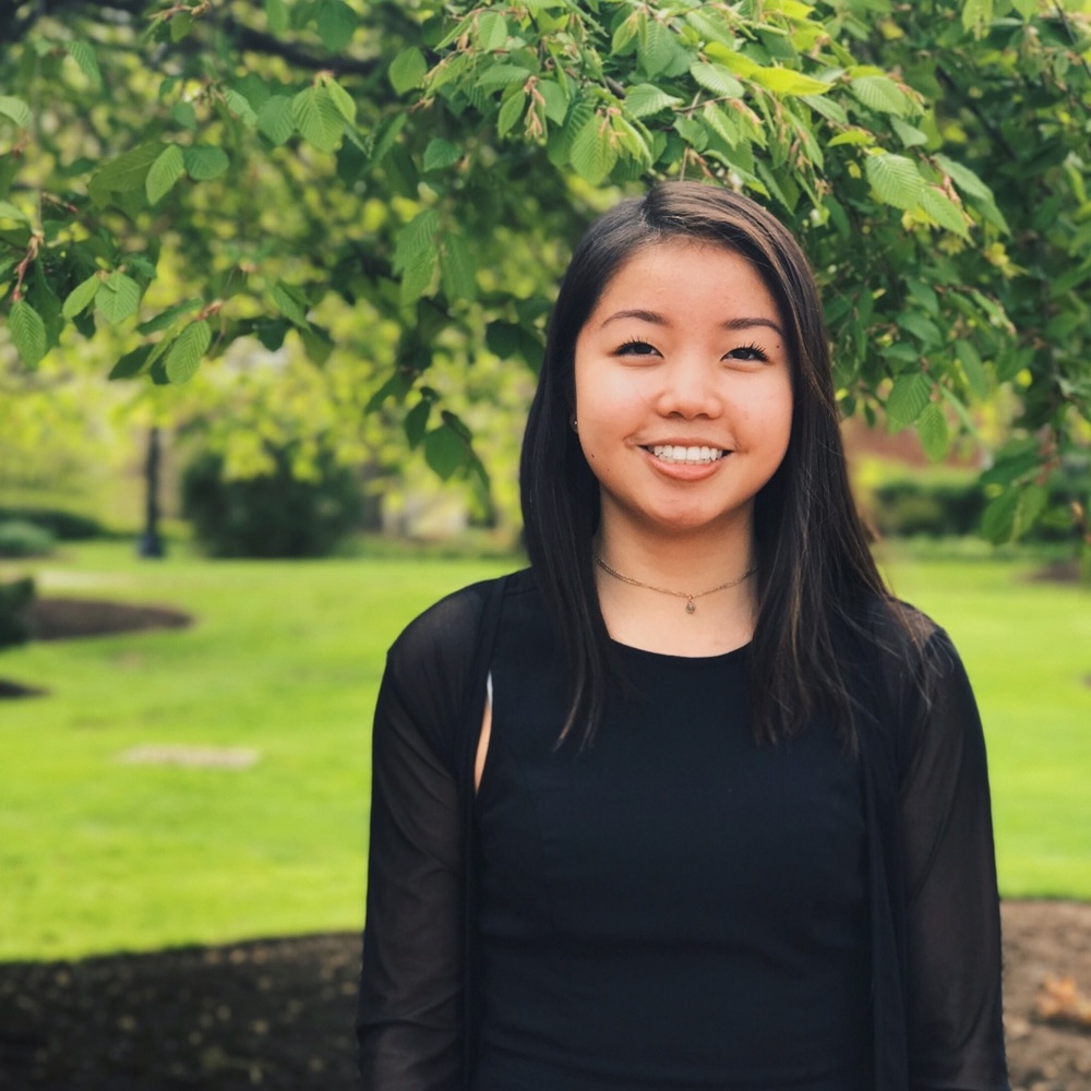 Meet your Posher, Olivia