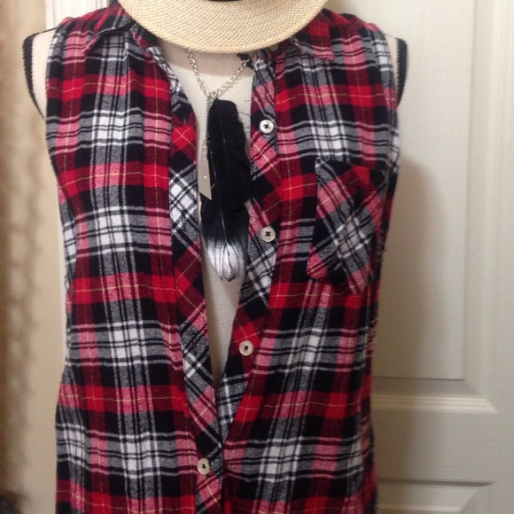 Forever 21 Tops - F21 Plaid Shirt