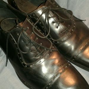 *NWOT* Mens Wing tip Dress Shoes