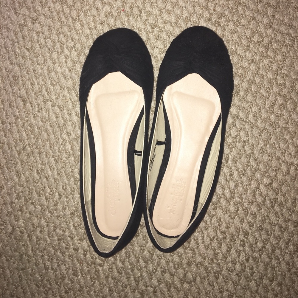 Ballet flats