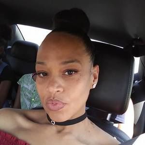 Meet your Posher, Tomiko